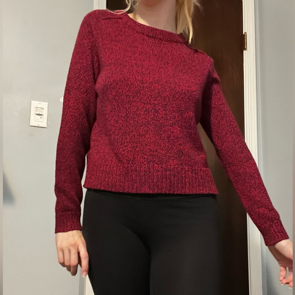 4 Fall Shirts/Sweaters! - Picture 10 of 11